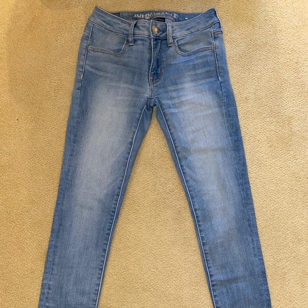 blue light washed jeans